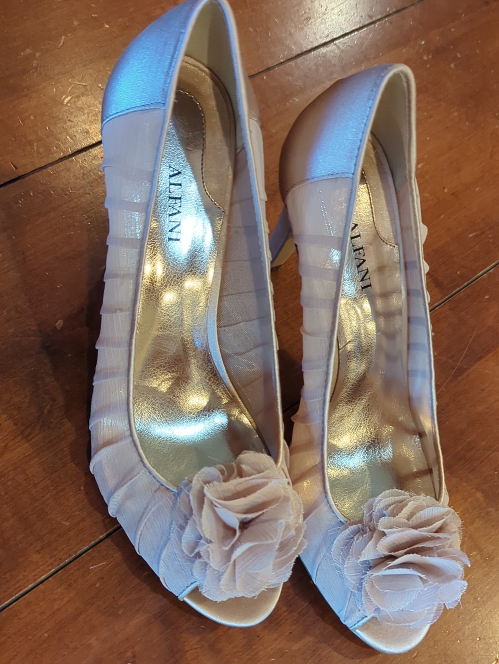 Alfani Daria Open-Toe Heels in Bisque (8.5 Med)